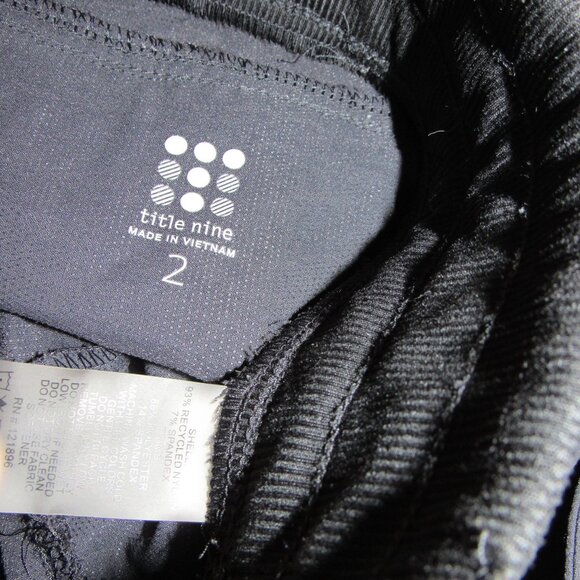 Title Nine Recycled Clamber 2.0 Hiking Shorts 5" Women's sz 2 Black #250904 - Picture 4 of 4